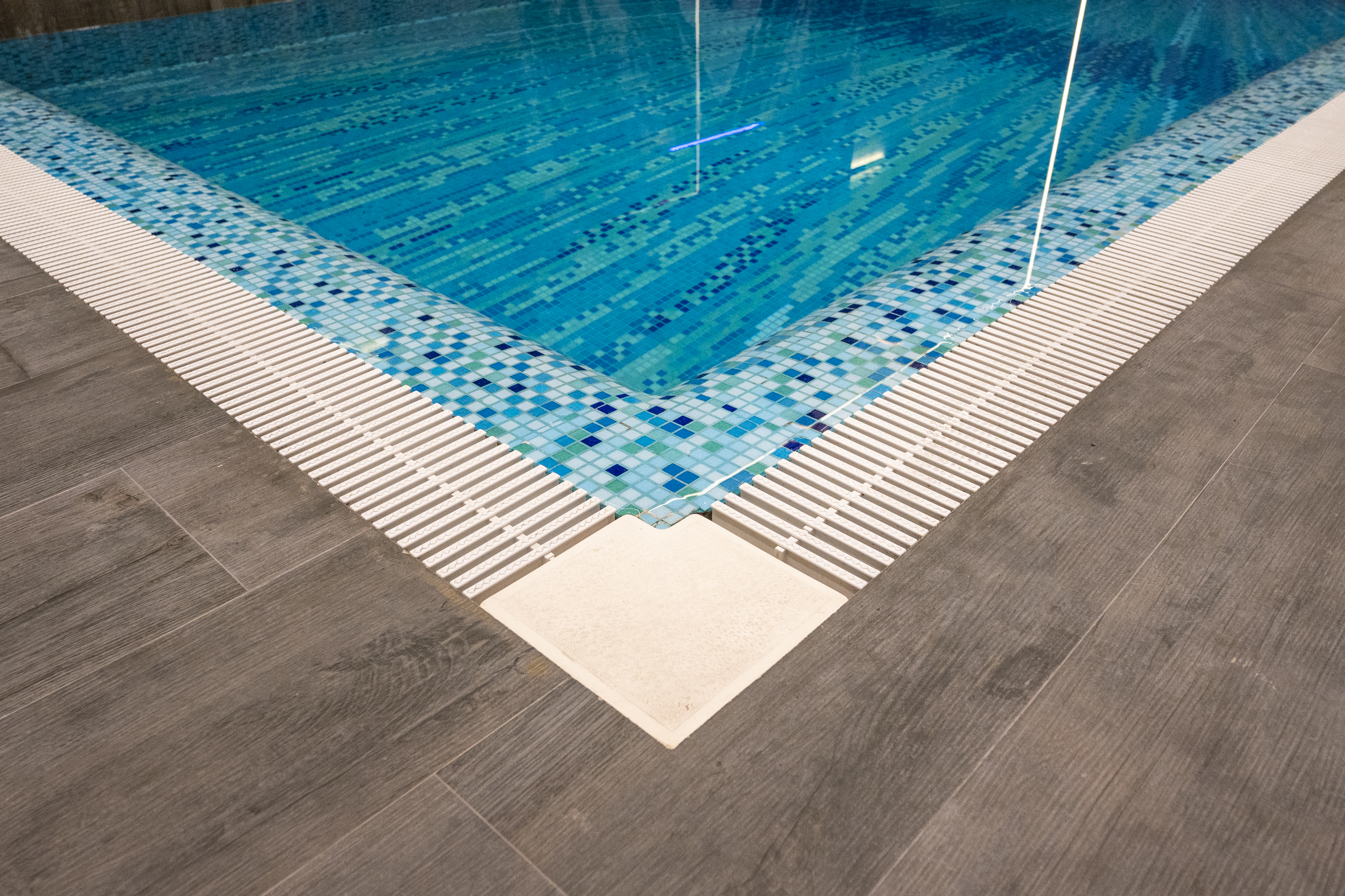 324-K Ok Pool and Spa Luxury Indoor Pool - view 6