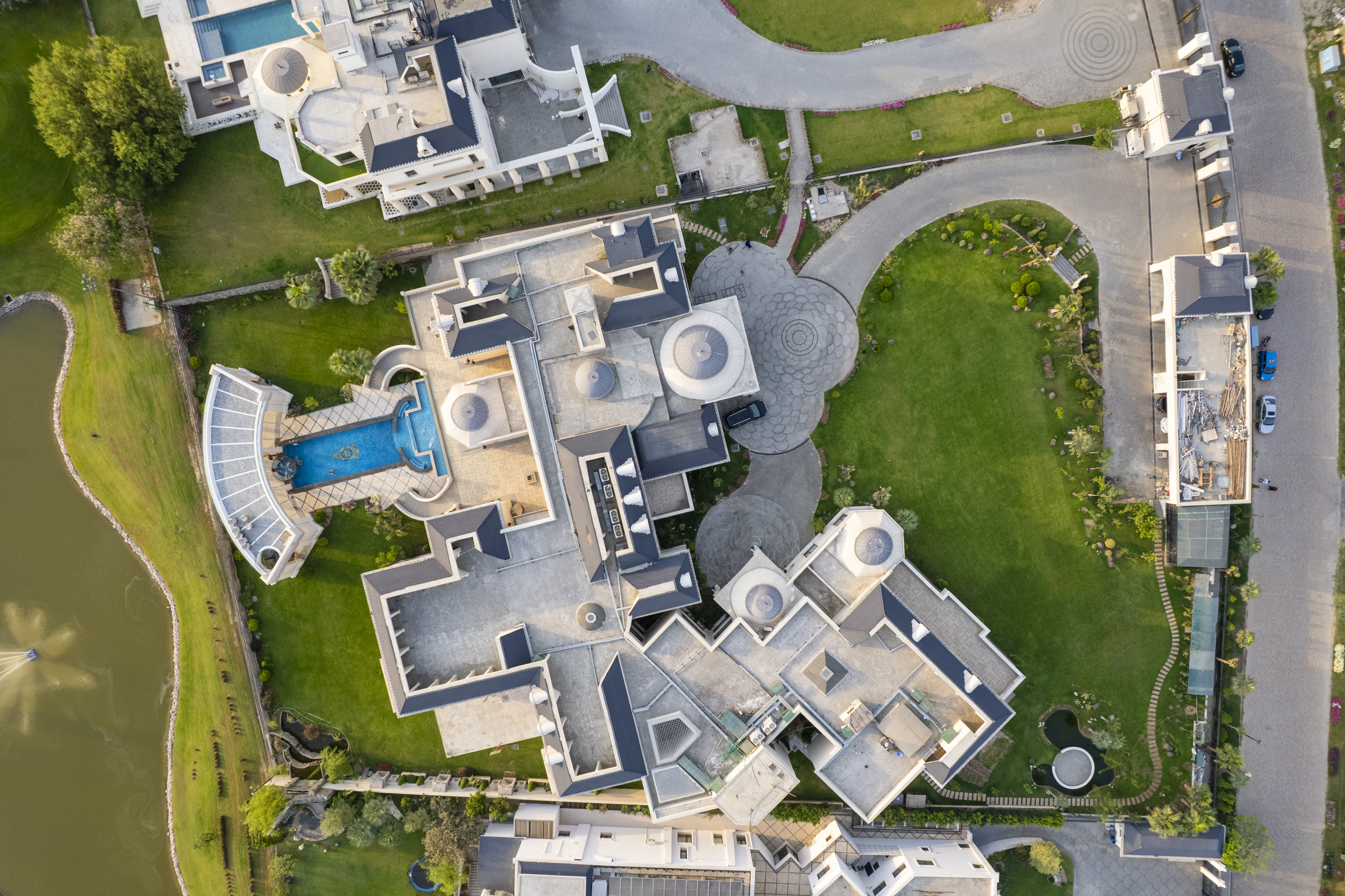 Ok Pool and Spa Signature Pools - view 1