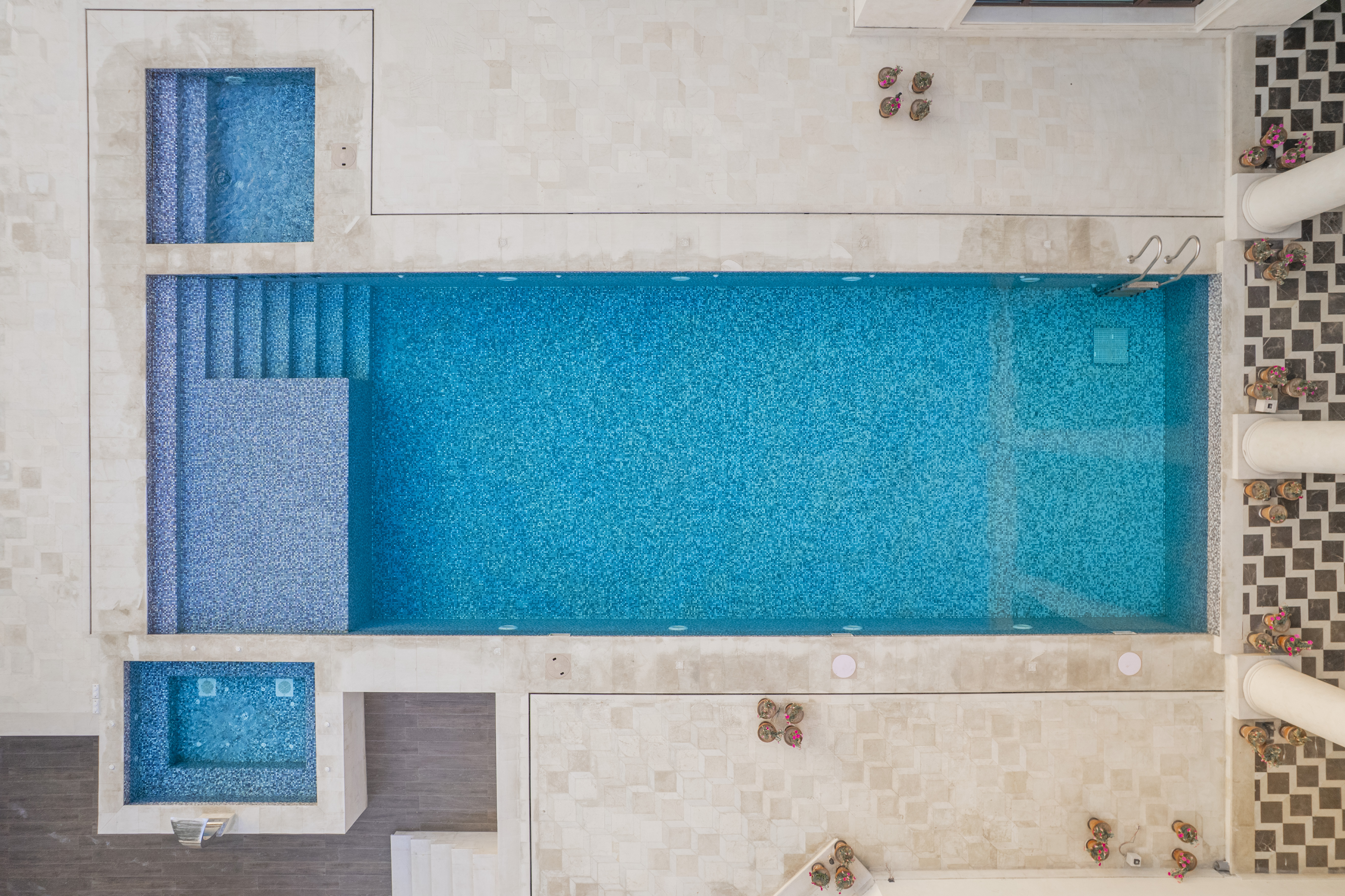 Ok Pool and Spa Signature Pools - view 2