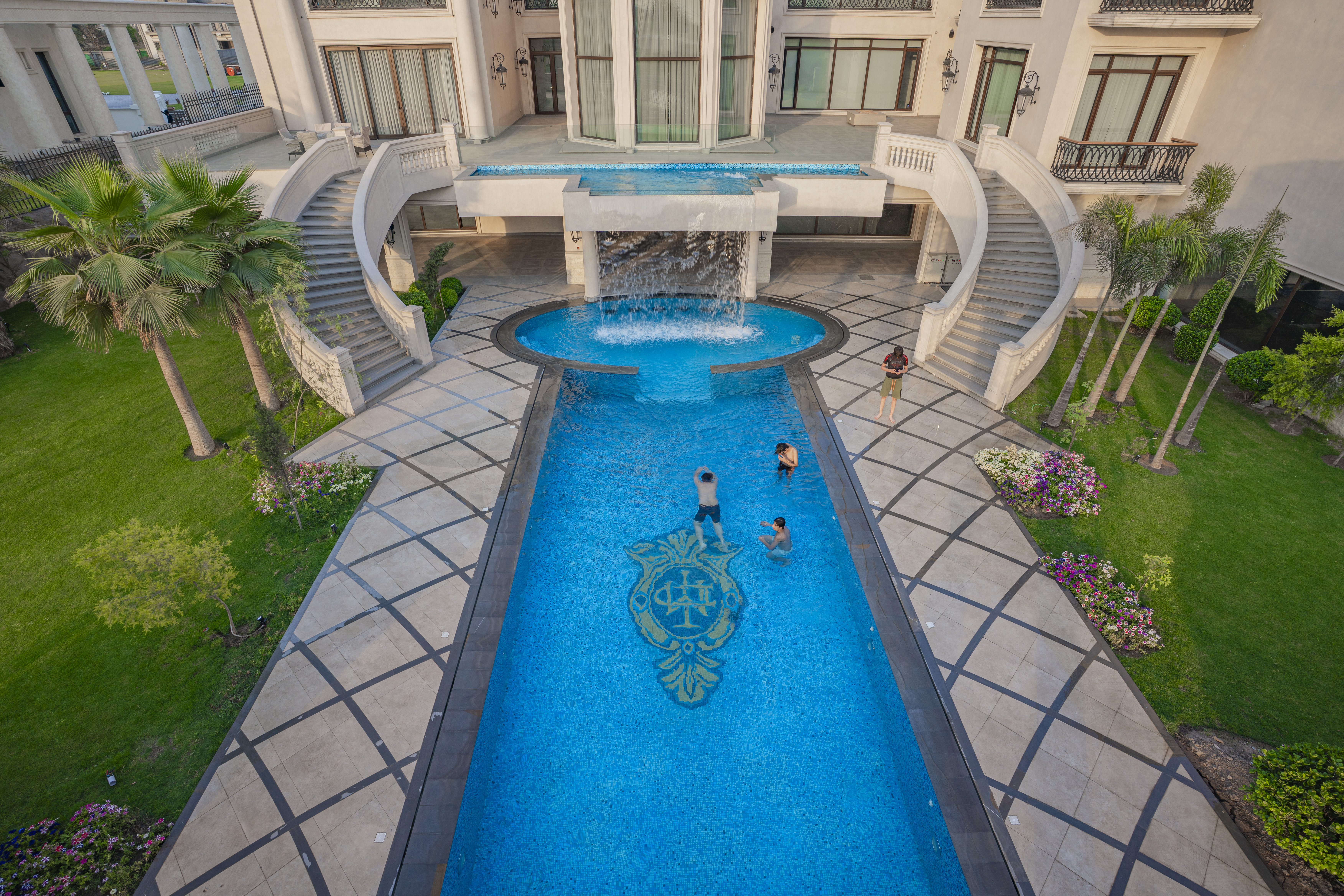 Ok Pool and Spa Signature Pools - view 4